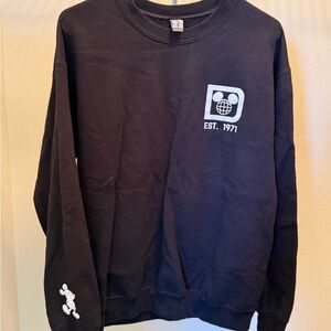Walt Disney World Black Crewneck Sweater - Size Medium